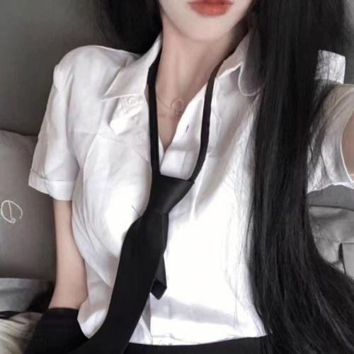 黑玫瑰公寓